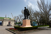 Фото Памятник Ленину в Феодосии