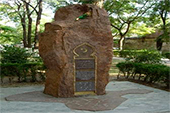 Фото Памятник жертвам депортации в Феодосии